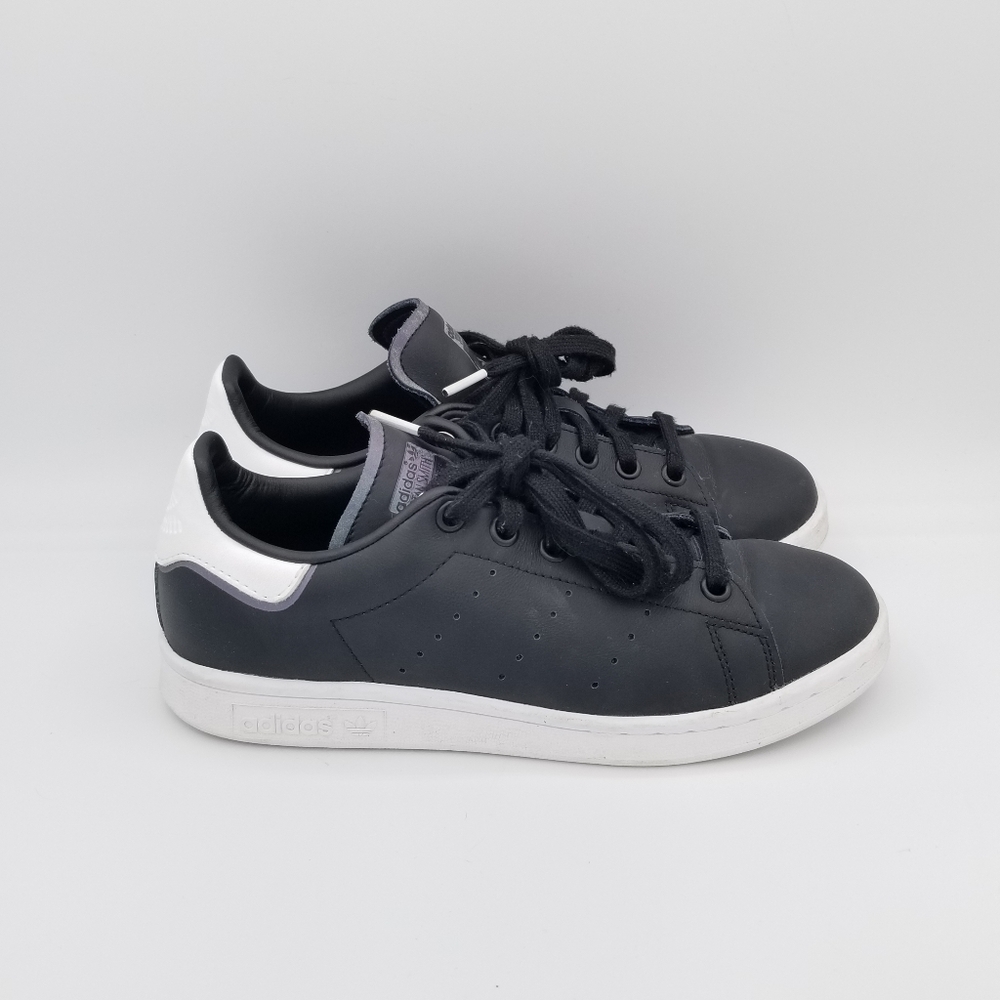 Adidas Womens Stan Smith Sneakers Size 6 Black Iridescent FU9614